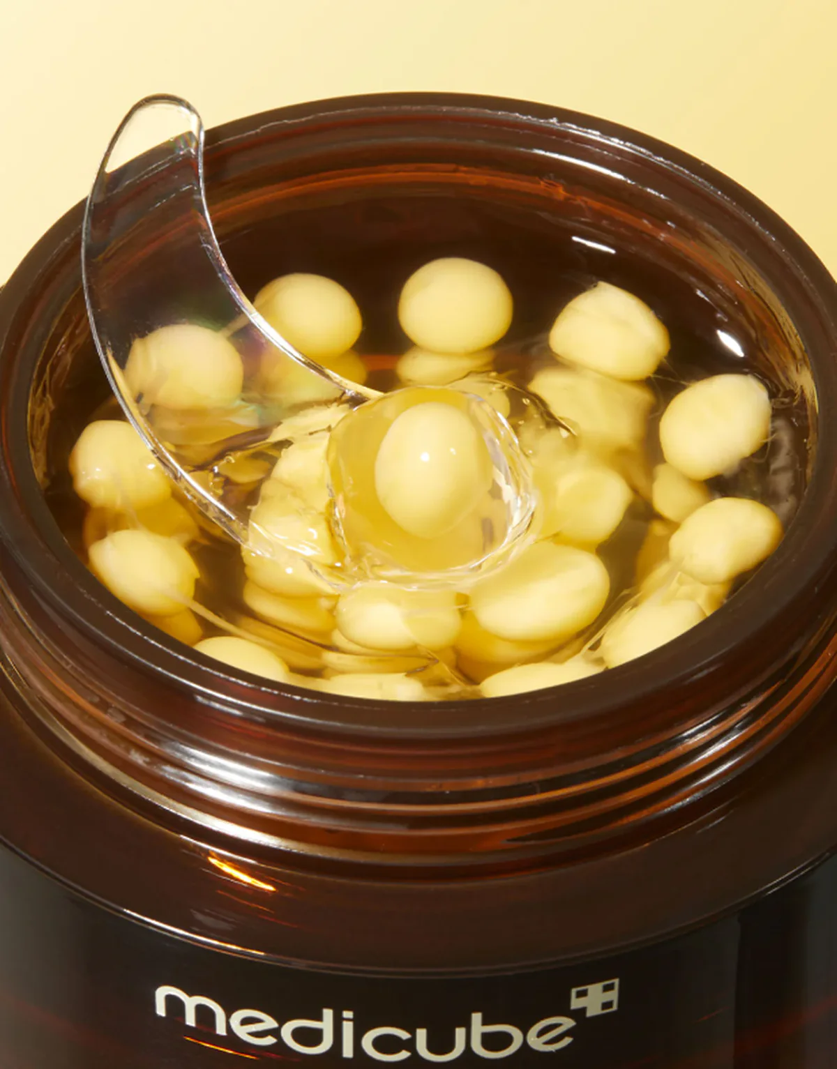 Medicube | Crema en cápsulas con vitamina C - Deep Vita C Capsule Cream  (55g) - Imagen 3